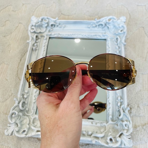AUTHENTIC VERSACE Vintage Logo Dress Sunglasses MONOGRAM Medusa Glasses and Case - Picture 2 of 15